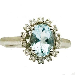 oval aqua marine diamond ring