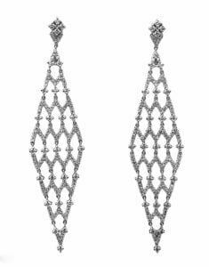 chandelier diamond earrings
