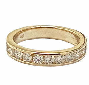 one carat round diamond wedding ring