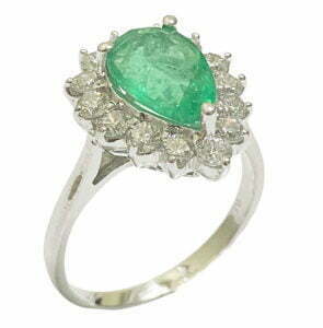 Pear shape emerald diamond ring