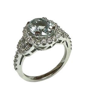 Oval aquamarine diamond ring