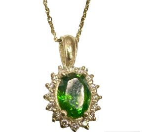 tsavorite diamond pendant