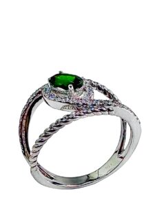 Oval center diamond ring