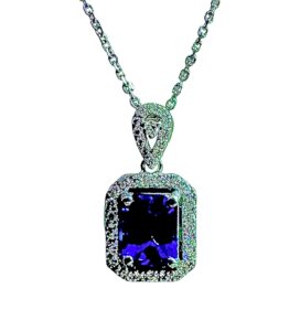 Tanzanite diamond pendant