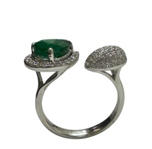 Emerald diamond ring